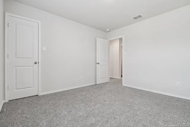 $2,180 | 9926 Auger, San Antonio, TX 78221