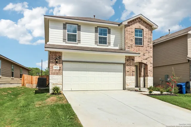 $2,180 | 9926 Auger, San Antonio, TX 78221