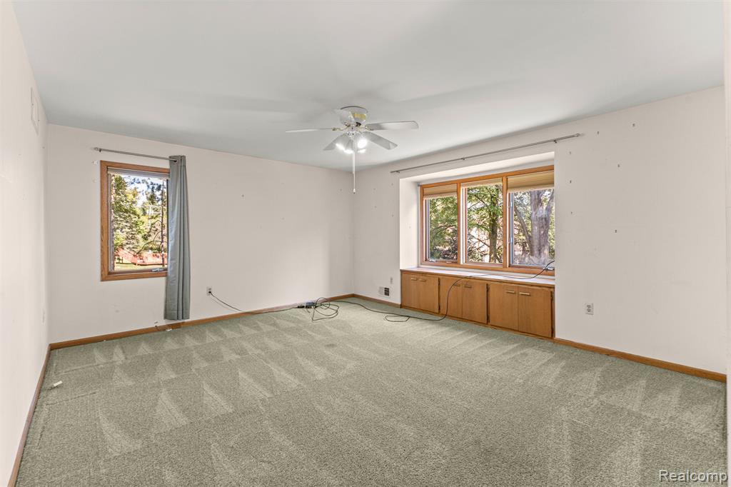 18990 Beck Road Northville, MI 48168 - Photo 36 of 60