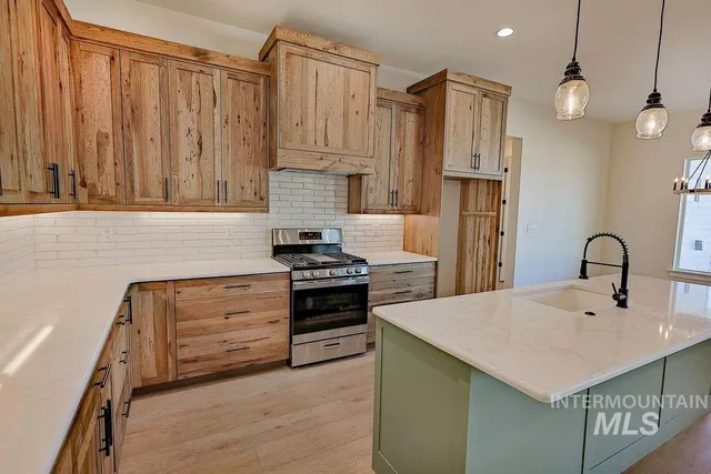 $765,000 | 3688 East 3735th Street North, Kimberly, ID 83341