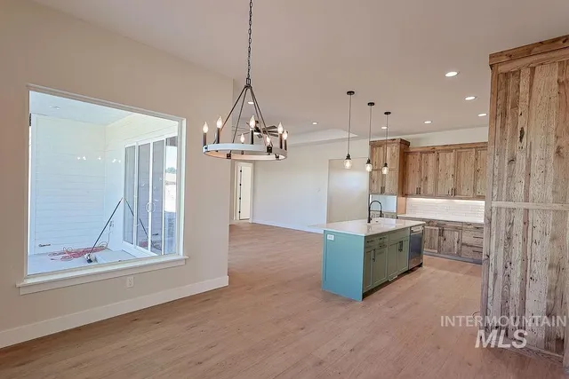 $765,000 | 3688 East 3735th Street North, Kimberly, ID 83341