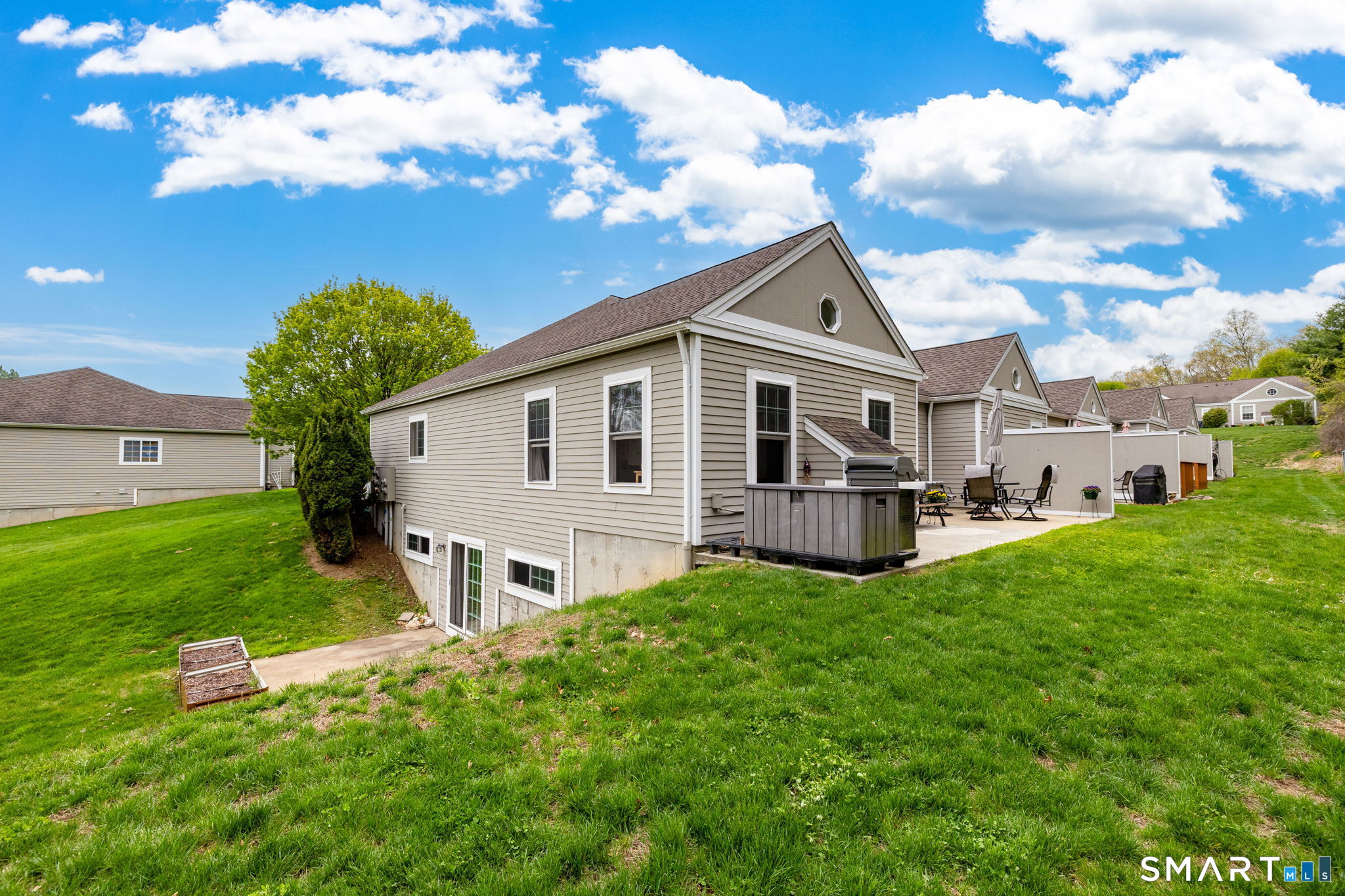 54 Elizabeth Circle, Unit 54 Newtown, CT 06482 - Photo 26 of 36