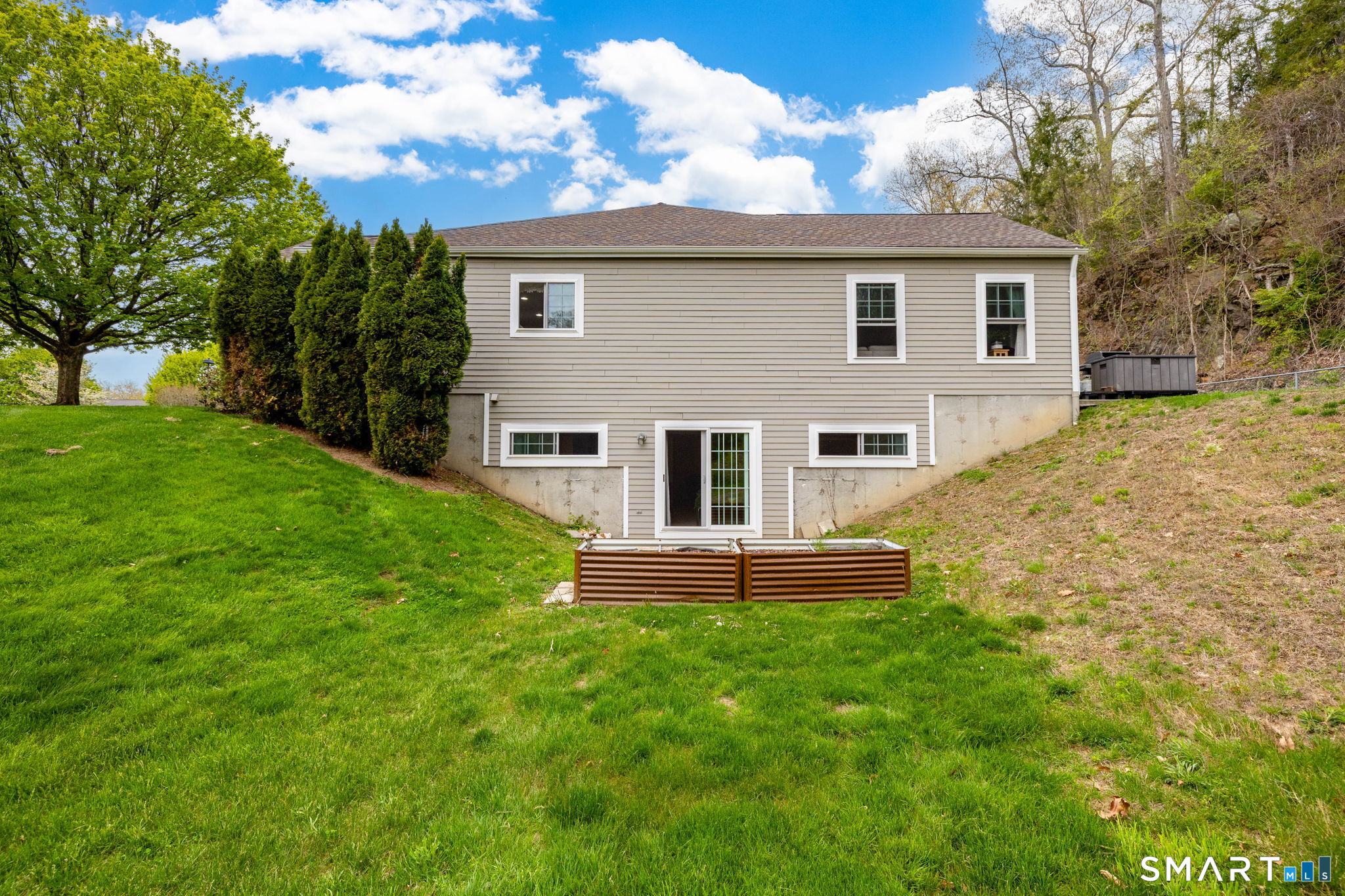 54 Elizabeth Circle, Unit 54 Newtown, CT 06482 - Photo 27 of 36