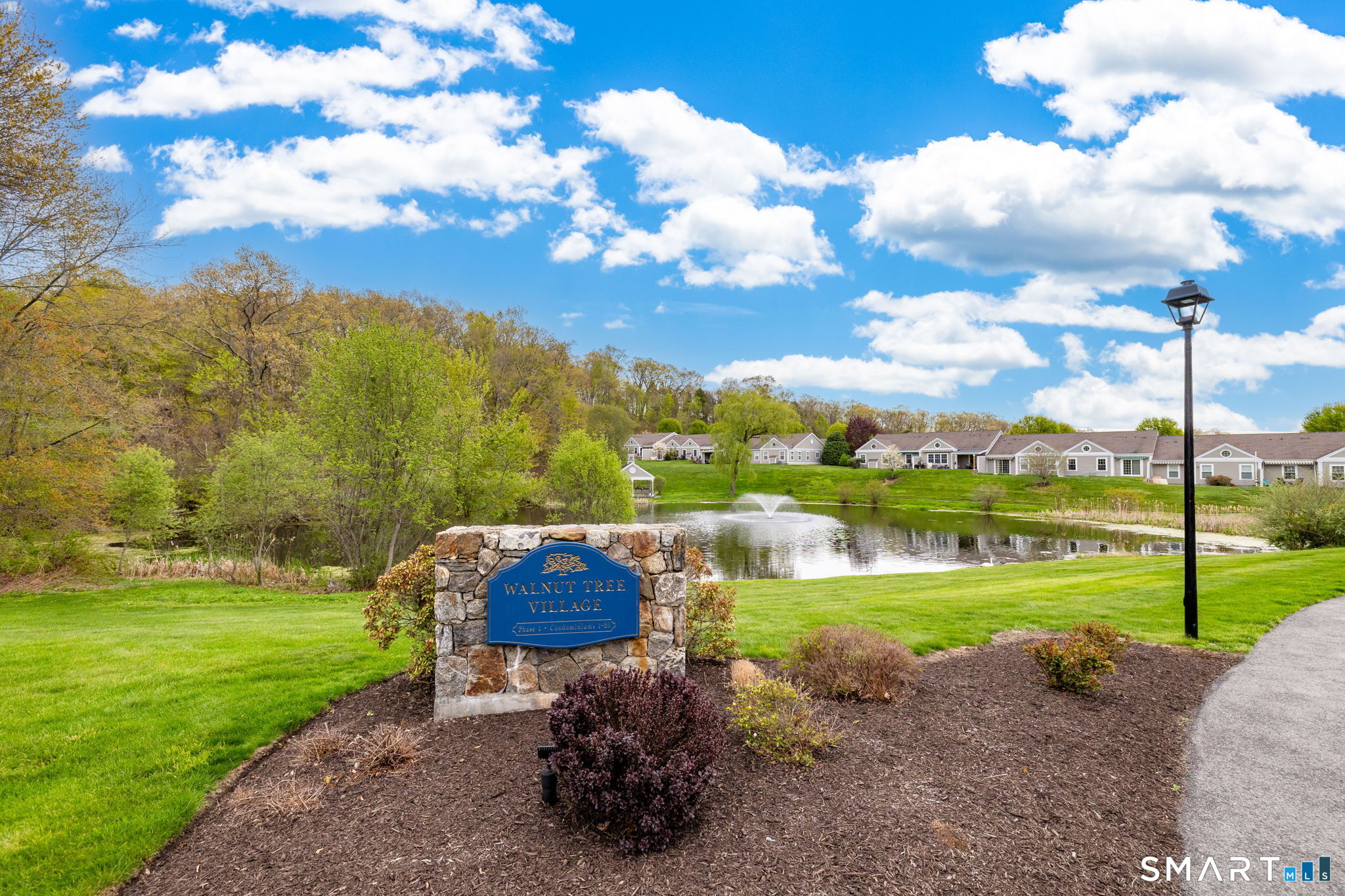 54 Elizabeth Circle, Unit 54 Newtown, CT 06482 - Photo 33 of 36