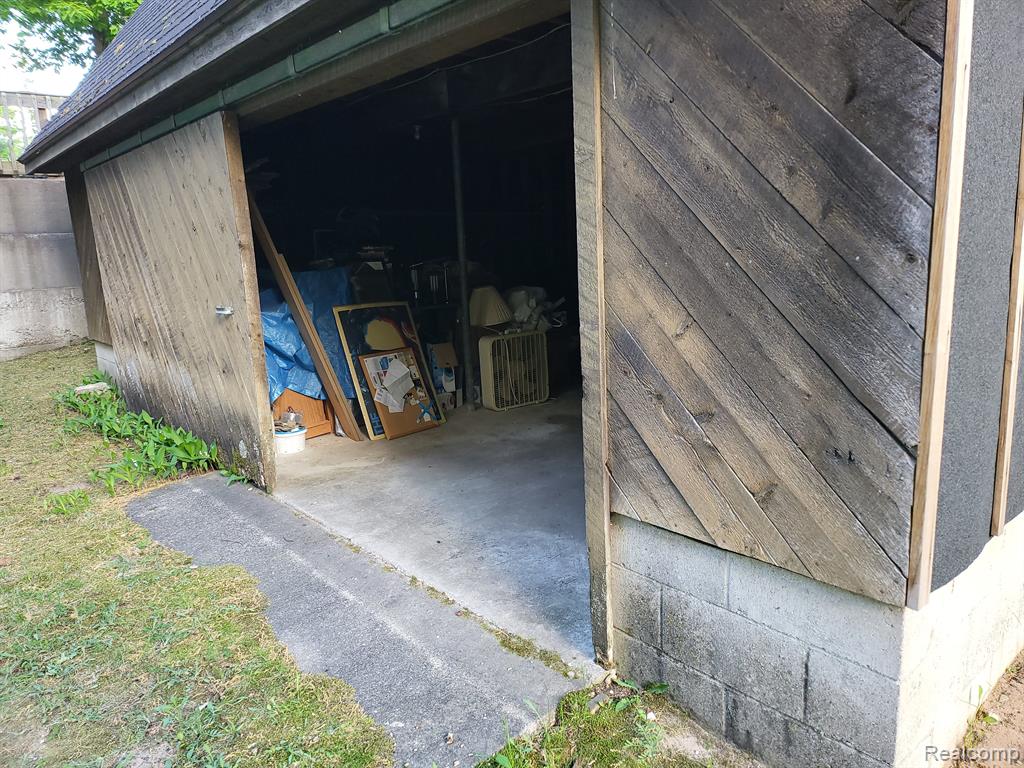 2281 Bennett Road Cheboygan, MI 49721 - Photo 37 of 38