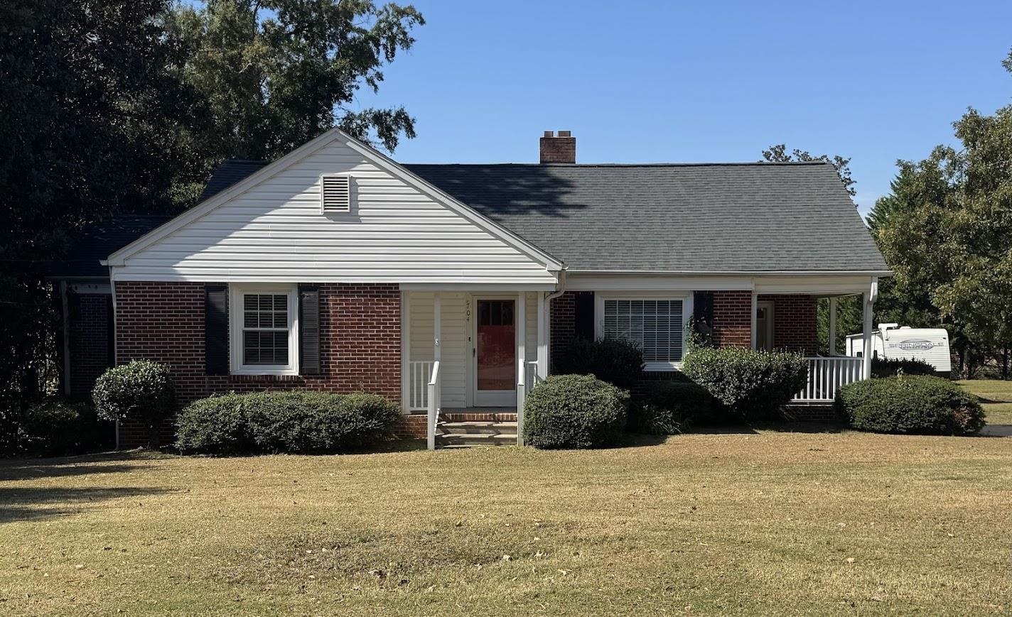 704 South Johnson Street Gaffney, SC 29340 - Photo 1 of 20 Gallery Image 1
