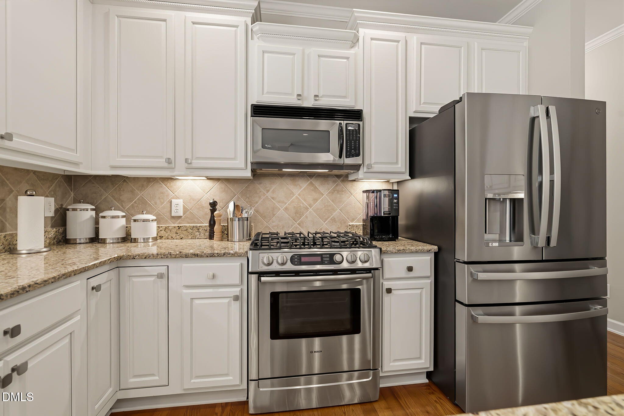 8227 Cushing Street Raleigh, NC 27613 - Photo 26 of 77 42-web-or-mls-DSC08438