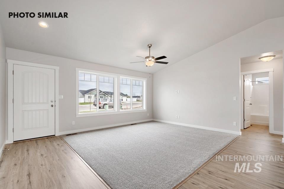 1370 Dawn Street Weiser, ID 83672 - Photo 2 of 32