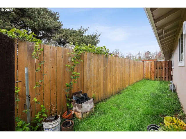 $859,900 | 1700 Northeast 231st Court, Wood Village, OR 97060