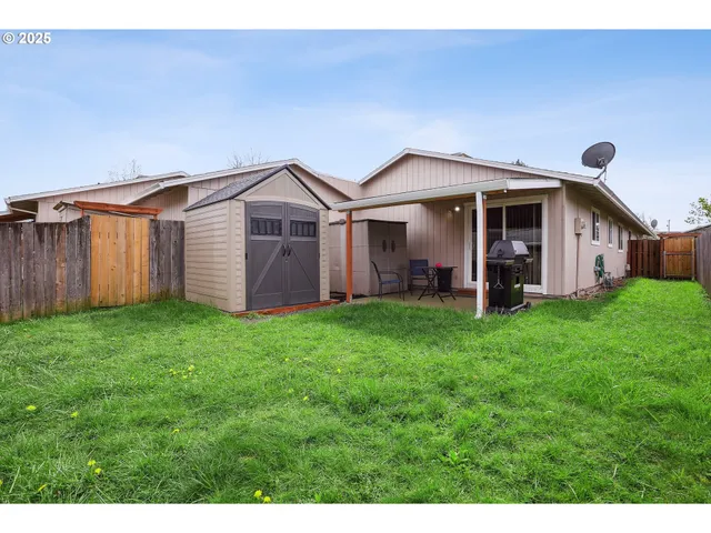 $859,900 | 1700 Northeast 231st Court, Wood Village, OR 97060