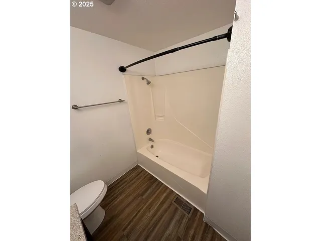 $859,900 | 1700 Northeast 231st Court, Wood Village, OR 97060