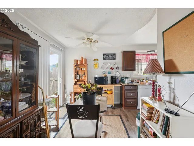 $859,900 | 1700 Northeast 231st Court, Wood Village, OR 97060