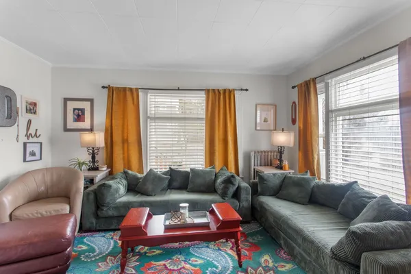 $599,900 | 66 Gold Street, Manchester, NH 03103