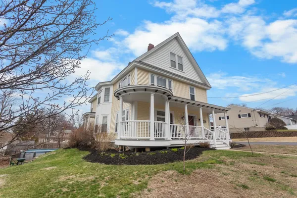 $599,900 | 66 Gold Street, Manchester, NH 03103
