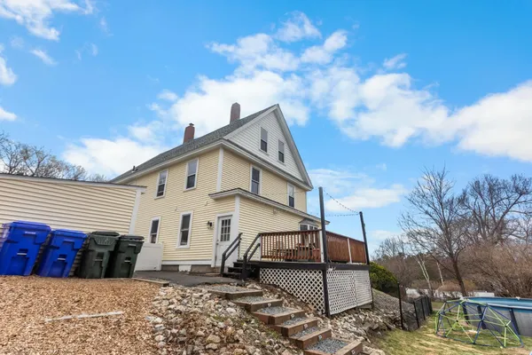 $599,900 | 66 Gold Street, Manchester, NH 03103