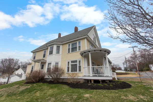 $599,900 | 66 Gold Street, Manchester, NH 03103
