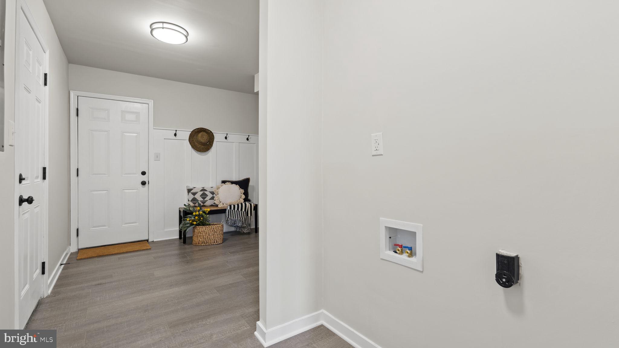 100 Choptank Road Stafford, VA 22556 - Photo 40 of 49 Laundry room w/door to garage!