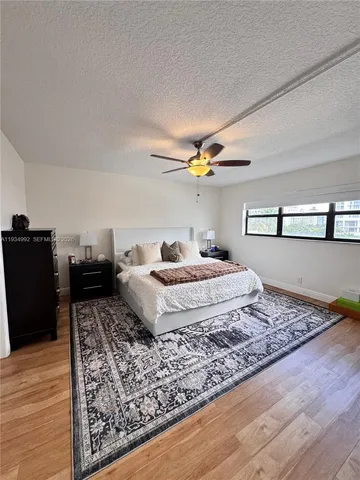 $3,200 | 520 Orton Avenue, Unit 503, Fort Lauderdale, FL 33304