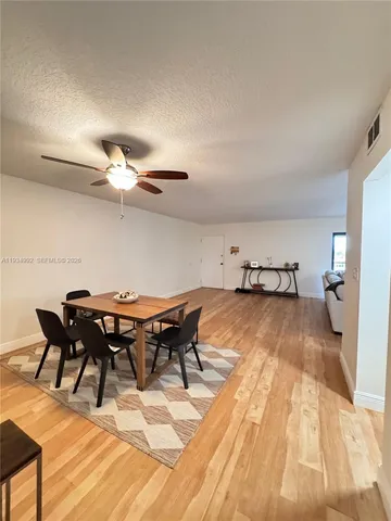 $3,200 | 520 Orton Avenue, Unit 503, Fort Lauderdale, FL 33304