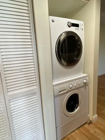 $3,200 | 520 Orton Avenue, Unit 503, Fort Lauderdale, FL 33304