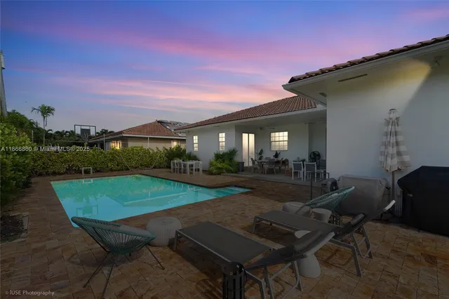 $1,445,000 | 10040 Northwest 28th Terrace, Doral, FL 33172