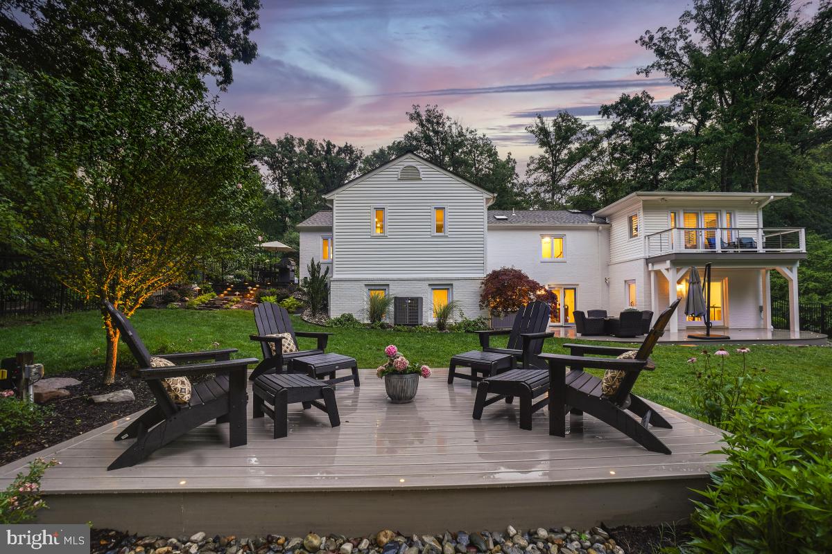 4604 Park Road Alexandria, VA 22312 - Photo 4 of 65 TimberTech deck for enjoying your peaceful yard