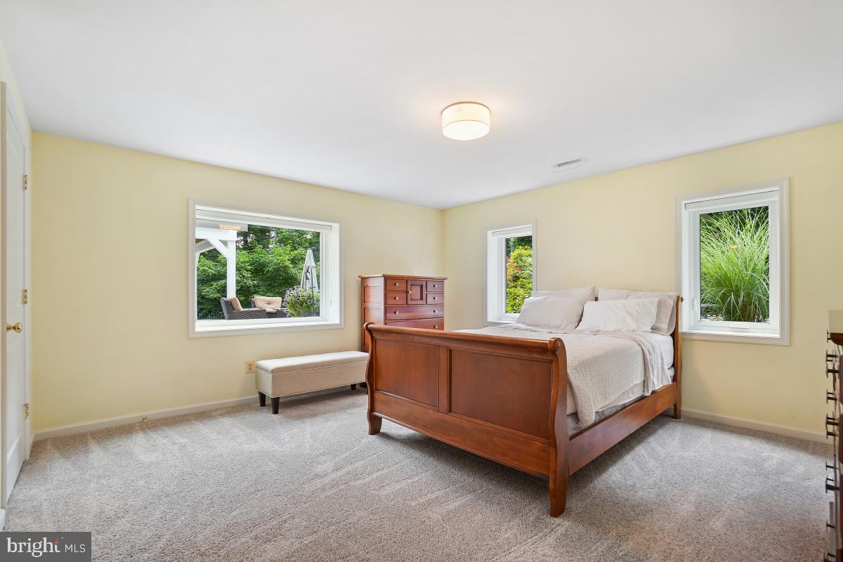 4604 Park Road Alexandria, VA 22312 - Photo 45 of 65 4th bedroom w/ full hite ceilings & natural light