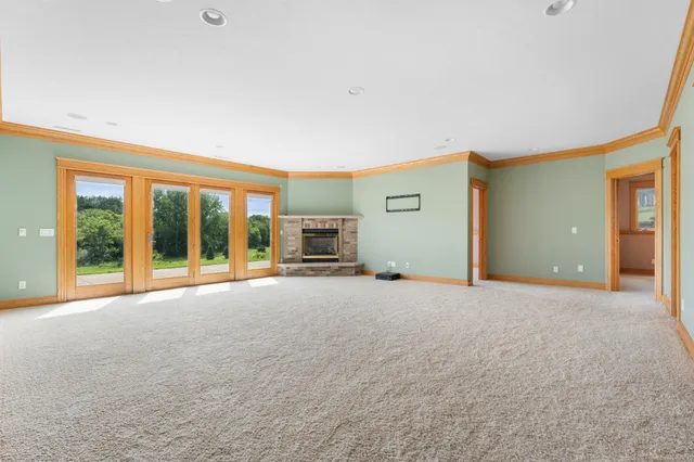 $740,000 | 54185 232nd Avenue, West Concord, MN 55985