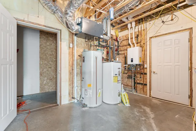 $740,000 | 54185 232nd Avenue, West Concord, MN 55985