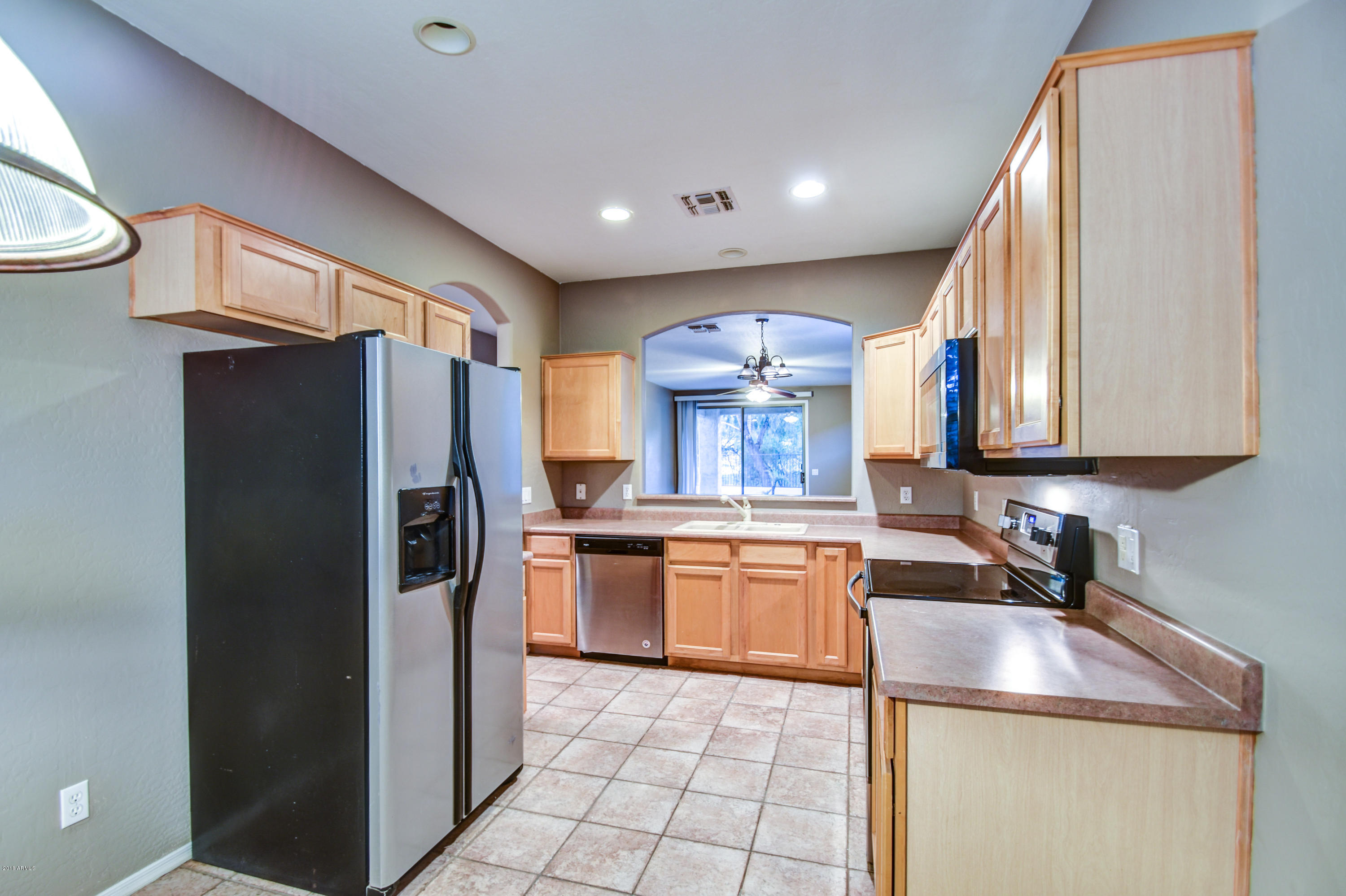 2519 East Fremont Road Phoenix, AZ 85042 - Photo 12 of 27 Kitchen 7