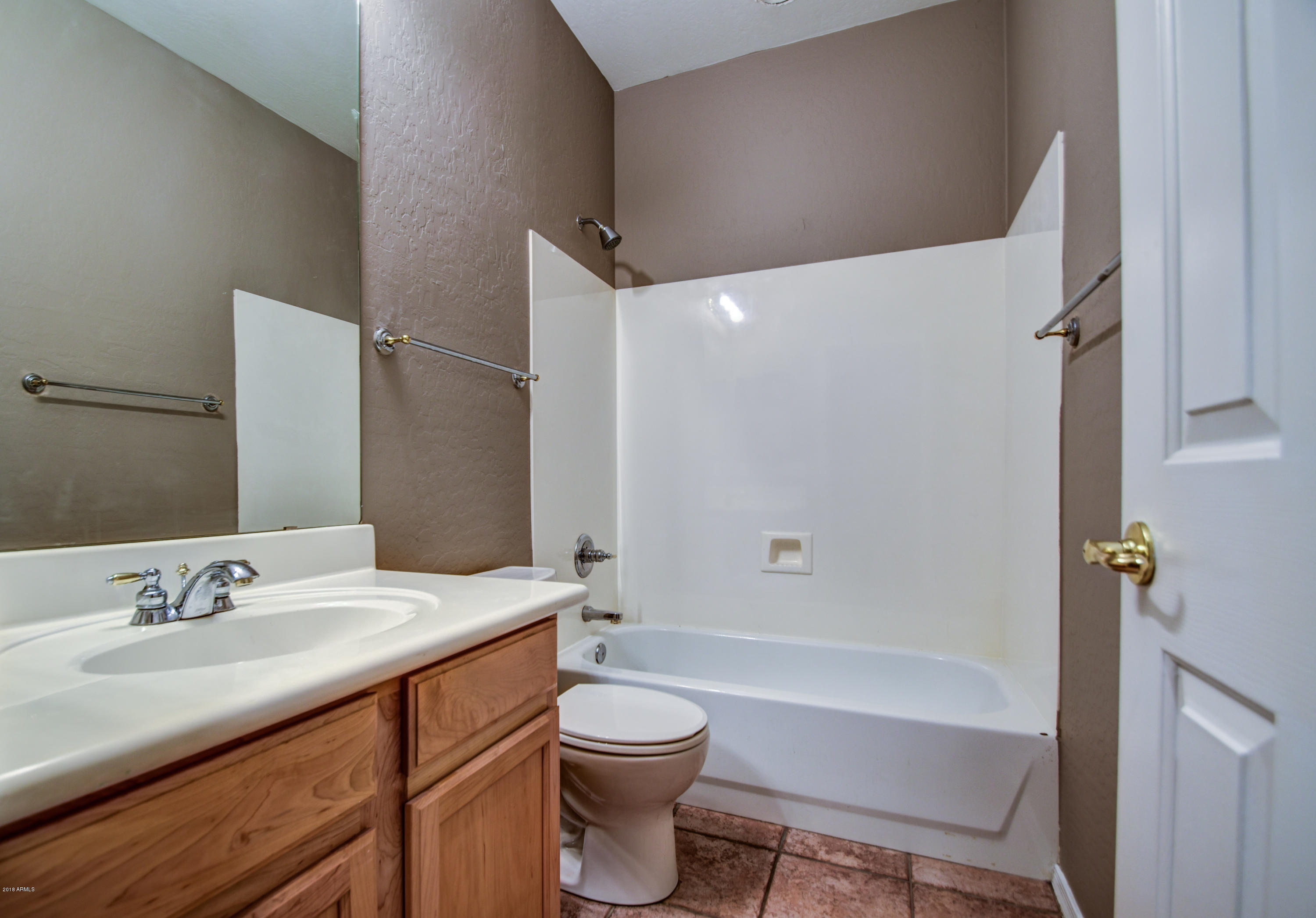 2519 East Fremont Road Phoenix, AZ 85042 - Photo 26 of 27 Bathroom 2