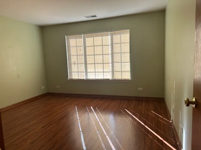 $278,998 | 2358 Twilight Drive, Aurora, IL 60503