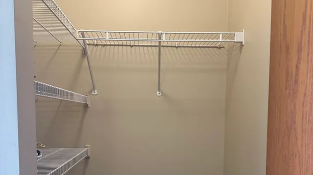 $278,998 | 2358 Twilight Drive, Aurora, IL 60503