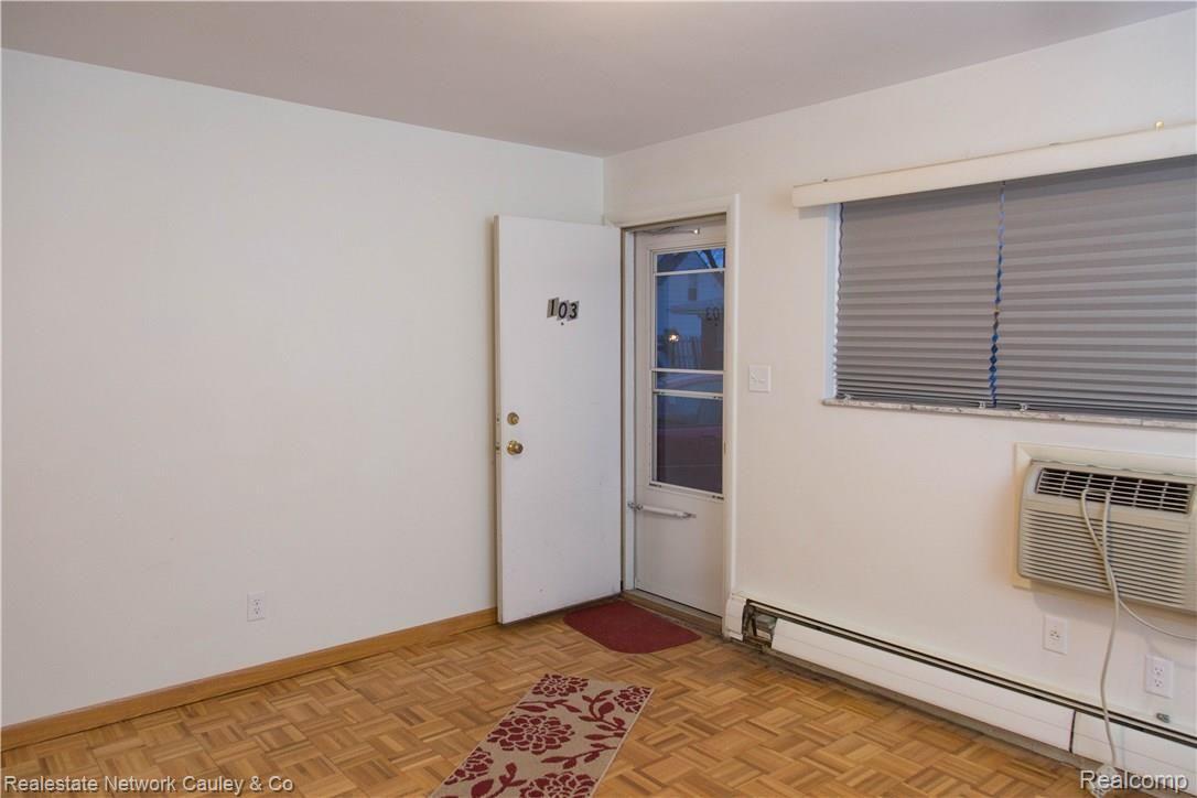 21520 Kelly Road, Unit 103 Eastpointe, MI 48021 - Photo 12 of 19 untitled-5048.jpg