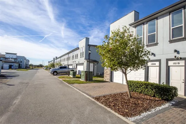 $330,000 | 1800 Houston Street, Unit 1, Kissimmee, FL 34743