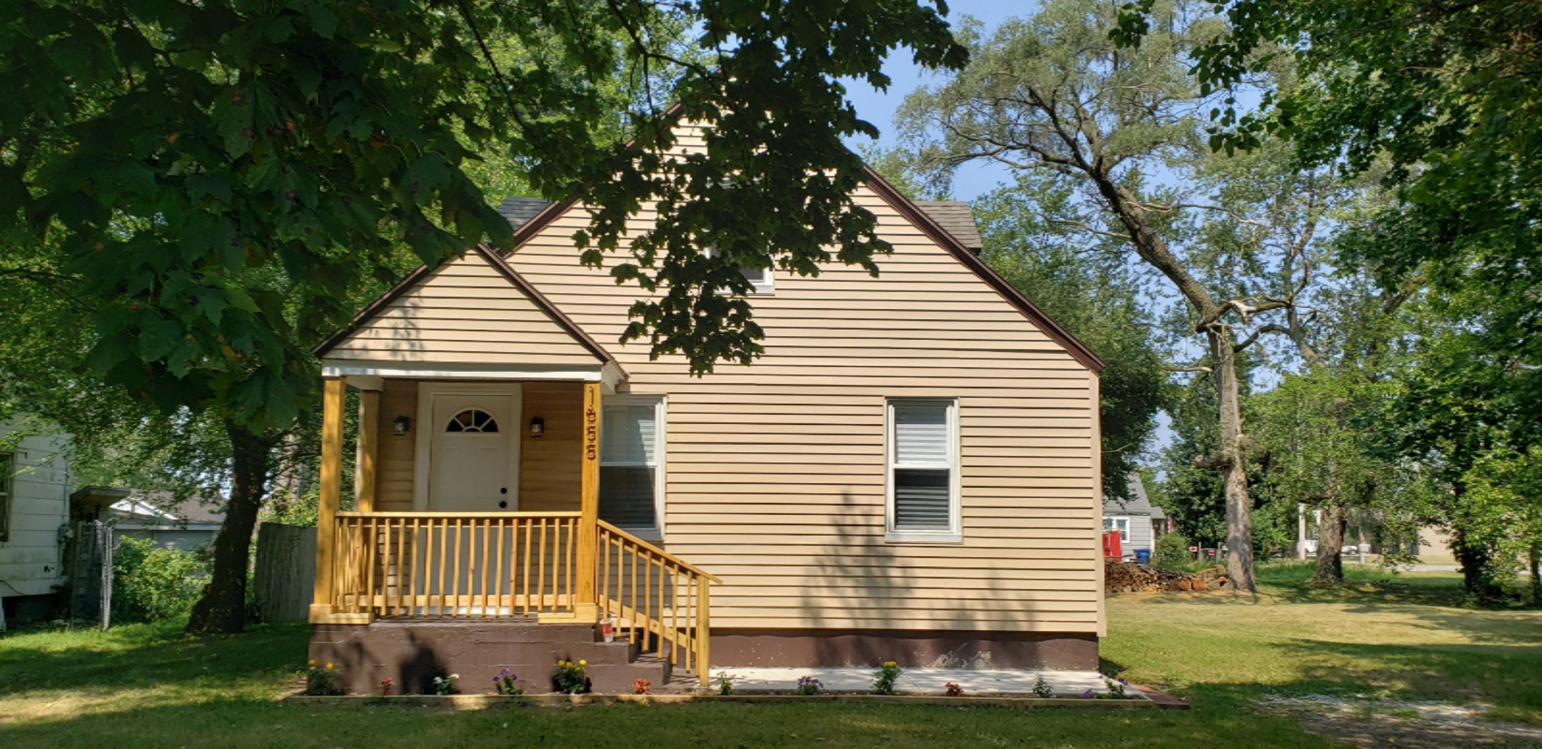 1655 Territorial Road Benton Harbor, MI 49022 - Photo 1 of 44 20200826_142446
