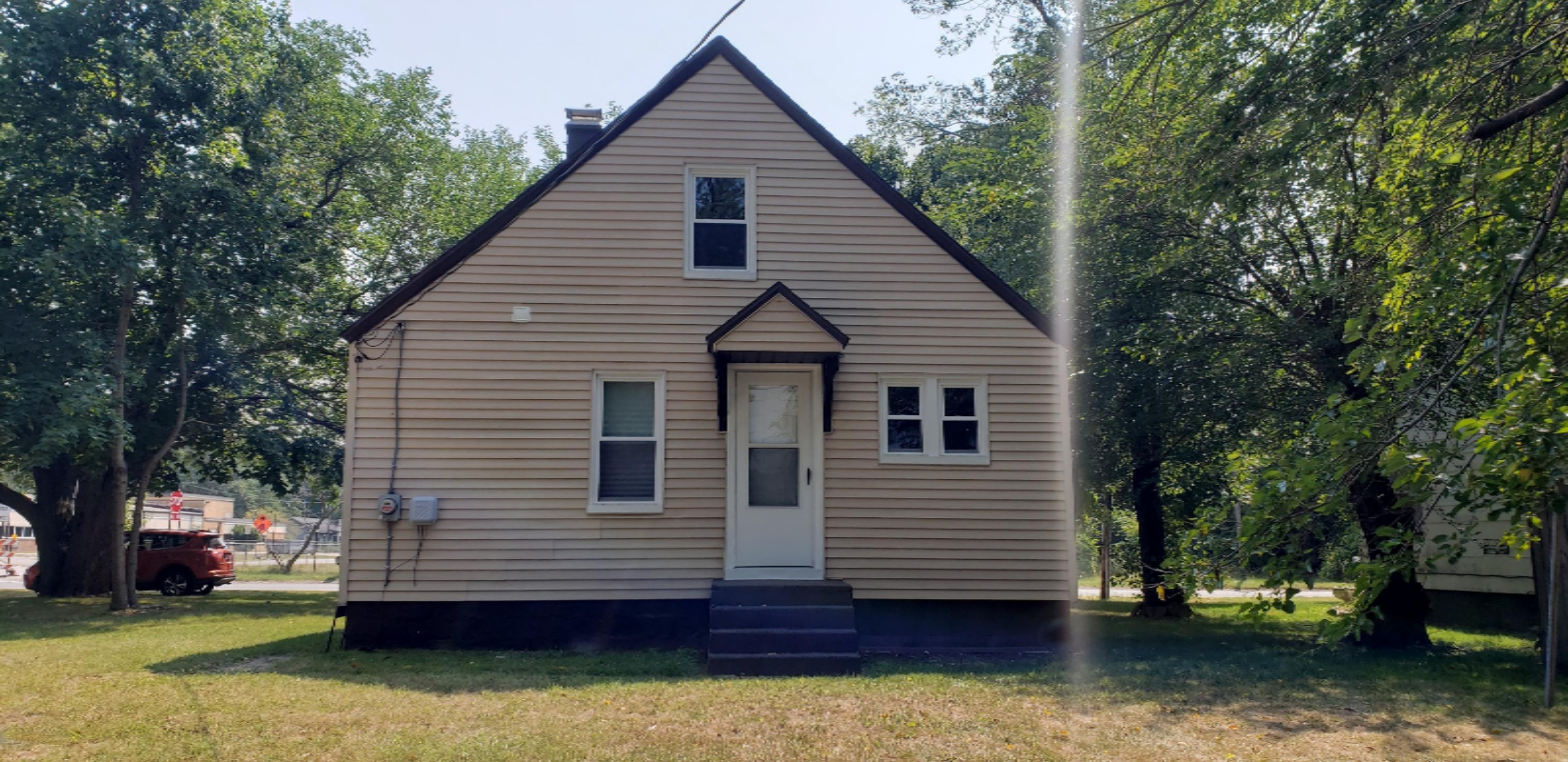1655 Territorial Road Benton Harbor, MI 49022 - Photo 5 of 44 20200826_143236