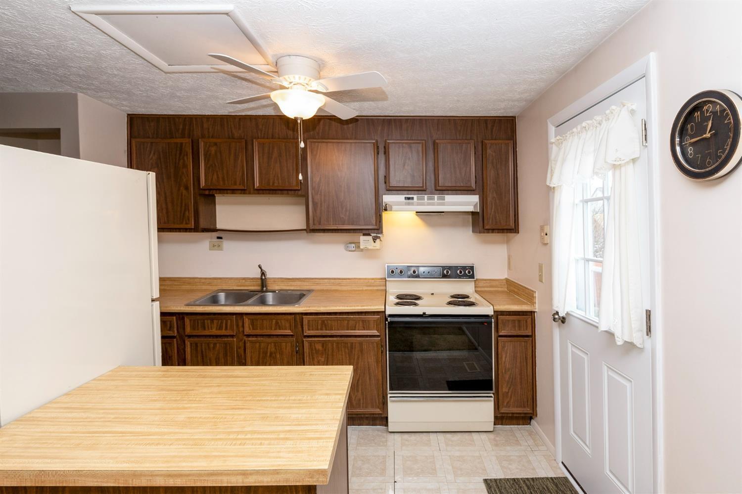 723 Ridgeview Drive Harrison, OH 45030 - Photo 9 of 35 Gallery Image 9
