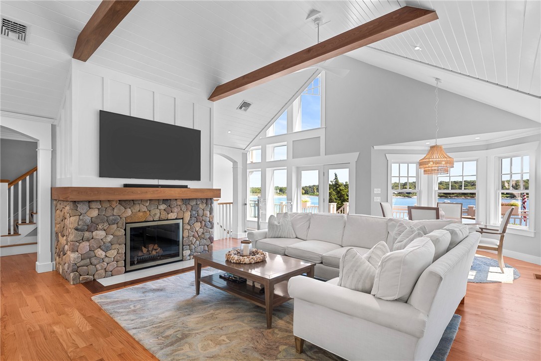 115 Beavertail Road Jamestown, RI 02835 - Photo 10 of 50