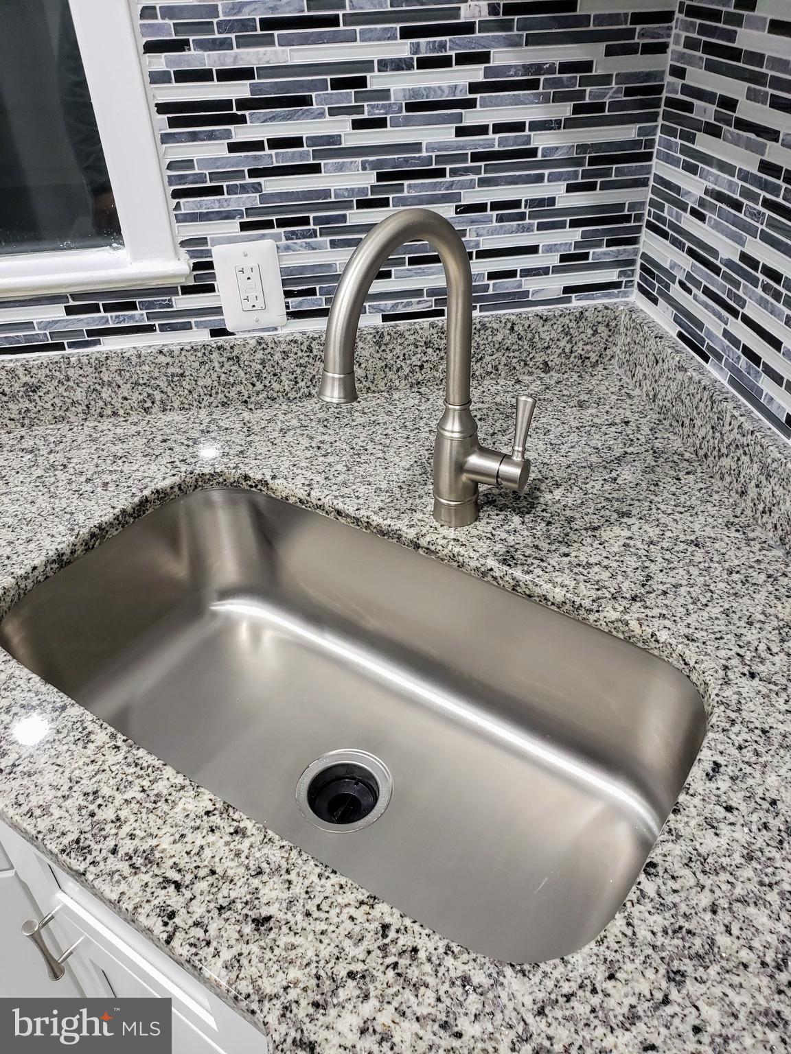 11430 Fairway Drive Reston, VA 20190 - Photo 11 of 38 Kitchen