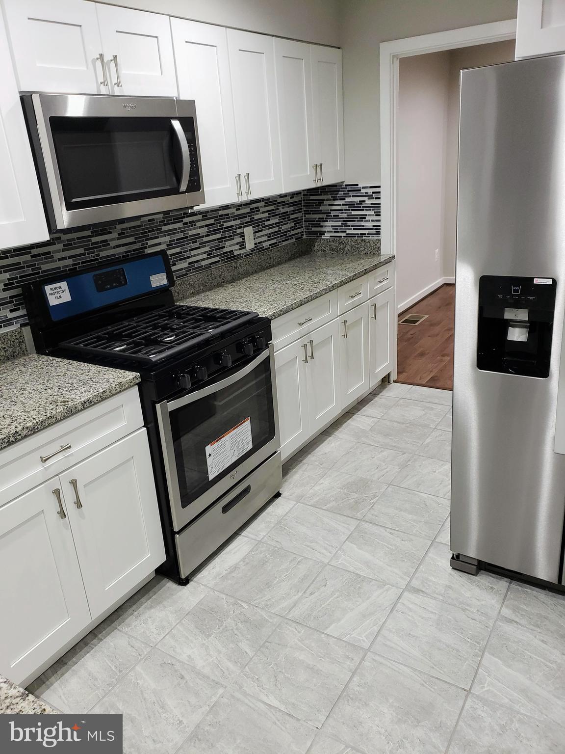 11430 Fairway Drive Reston, VA 20190 - Photo 9 of 38 Kitchen