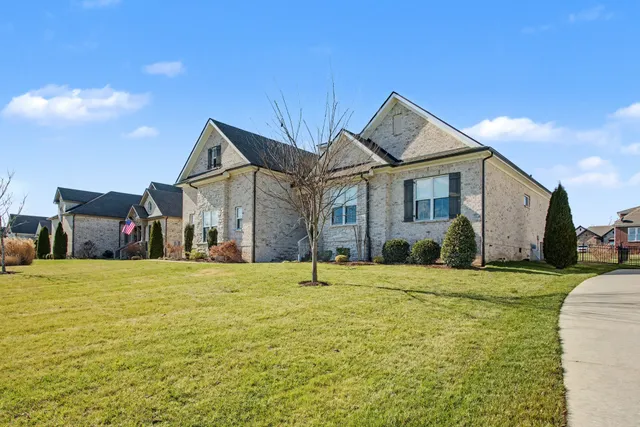 $845,000 | 1008 Pretender Way, Columbia, TN 38401
