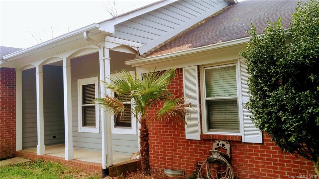 9520 Marshbrooke Road, Unit 14 Matthews, NC 28105 - Photo 2 of 10 Gallery Image 2