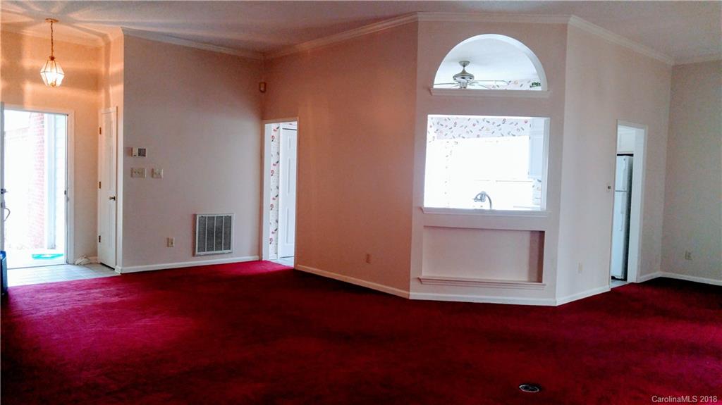 9520 Marshbrooke Road, Unit 14 Matthews, NC 28105 - Photo 6 of 10 Gallery Image 6