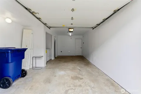 $319,950 | 2611 6th Avenue, Unit A, Tacoma, WA 98406