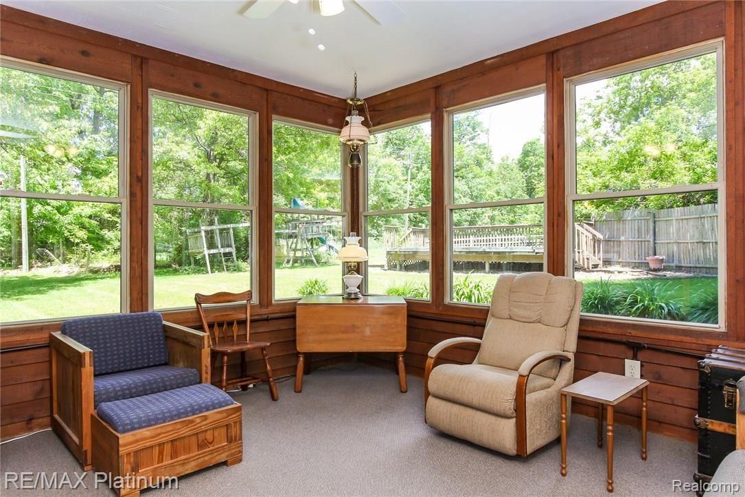 1417 Mower Road Pinckney, MI 48169 - Photo 10 of 36 012-Sunroom-4251815-medium.jpg