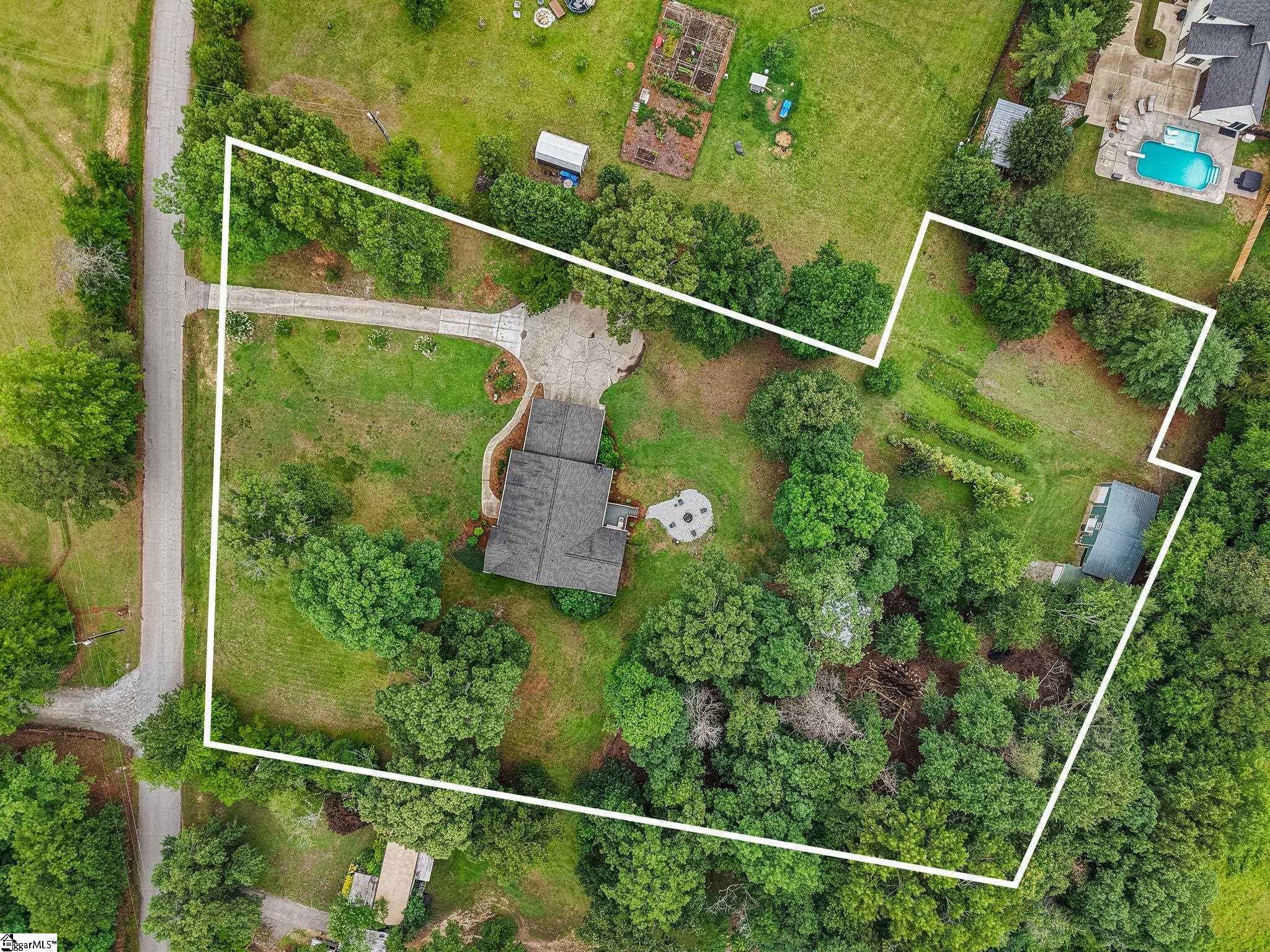 868 Bulls Road Taylors, SC 29687 - Photo 32 of 37 Gallery Image 32