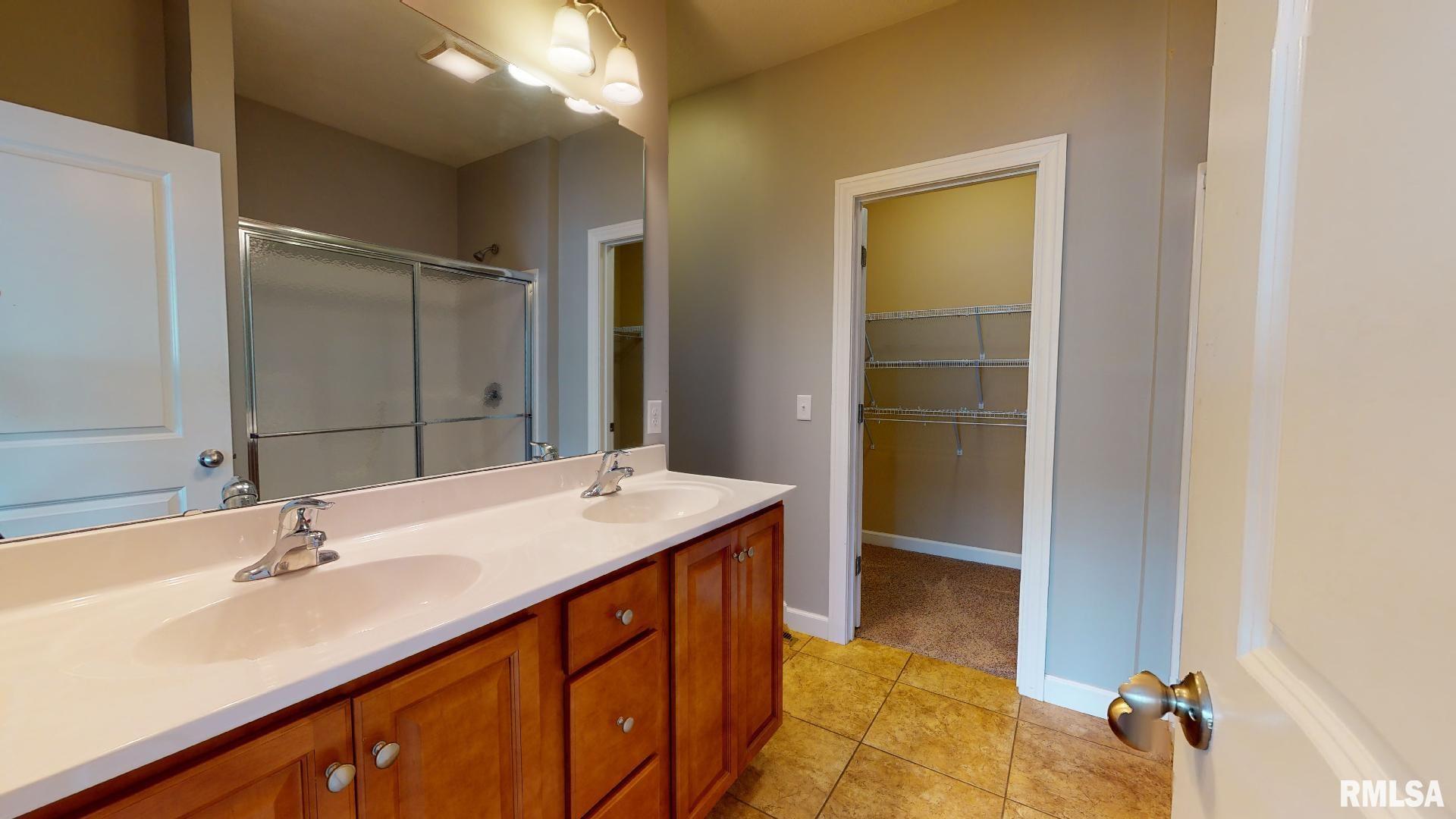 2917 Sandy Lane Springfield, IL 62711 - Photo 8 of 16 Gallery Image 8