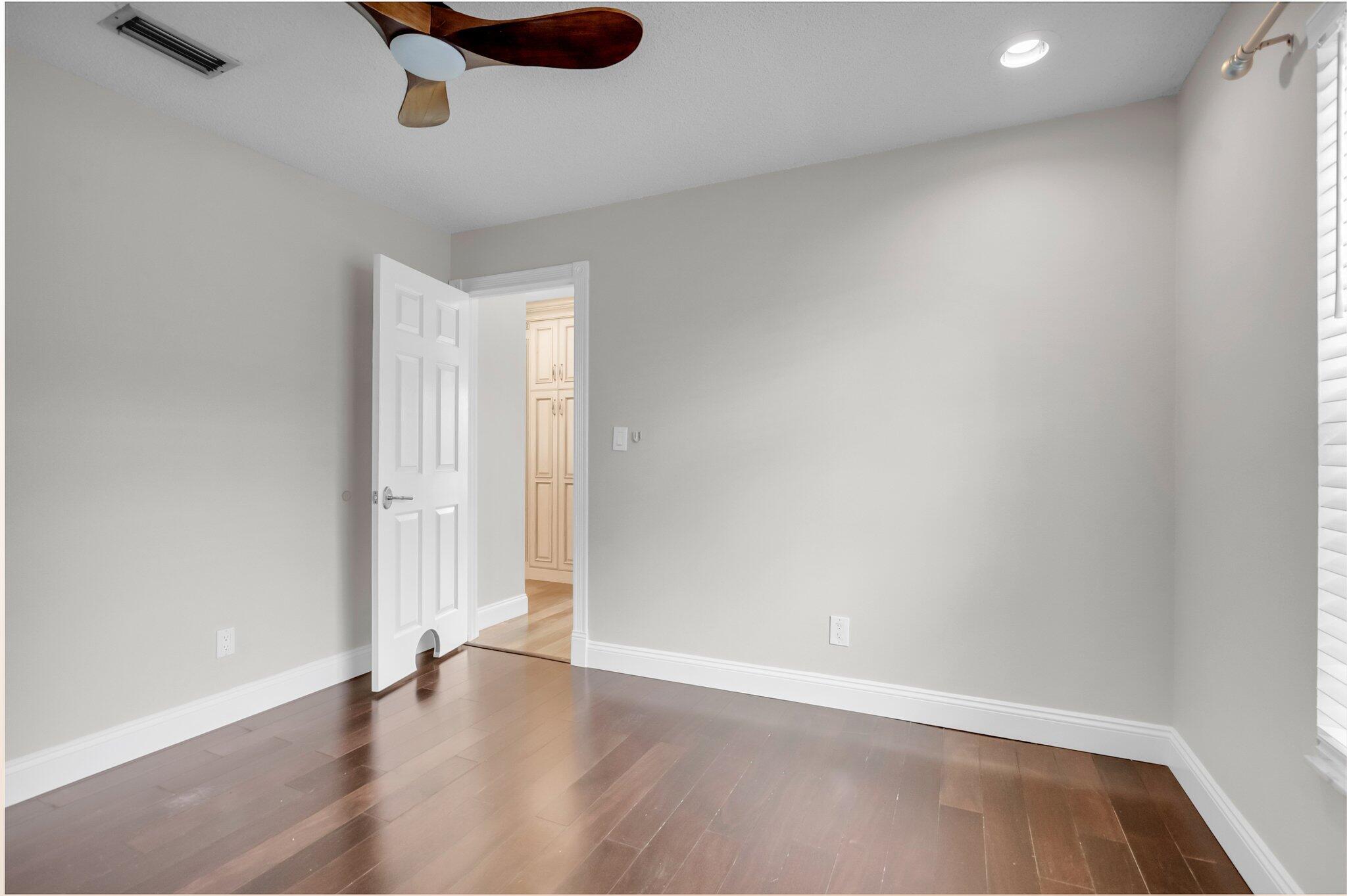 1008 Southwest 12th Avenue Boca Raton, FL 33486 - Photo 28 of 35 33-web-or-mls-DSC_0161