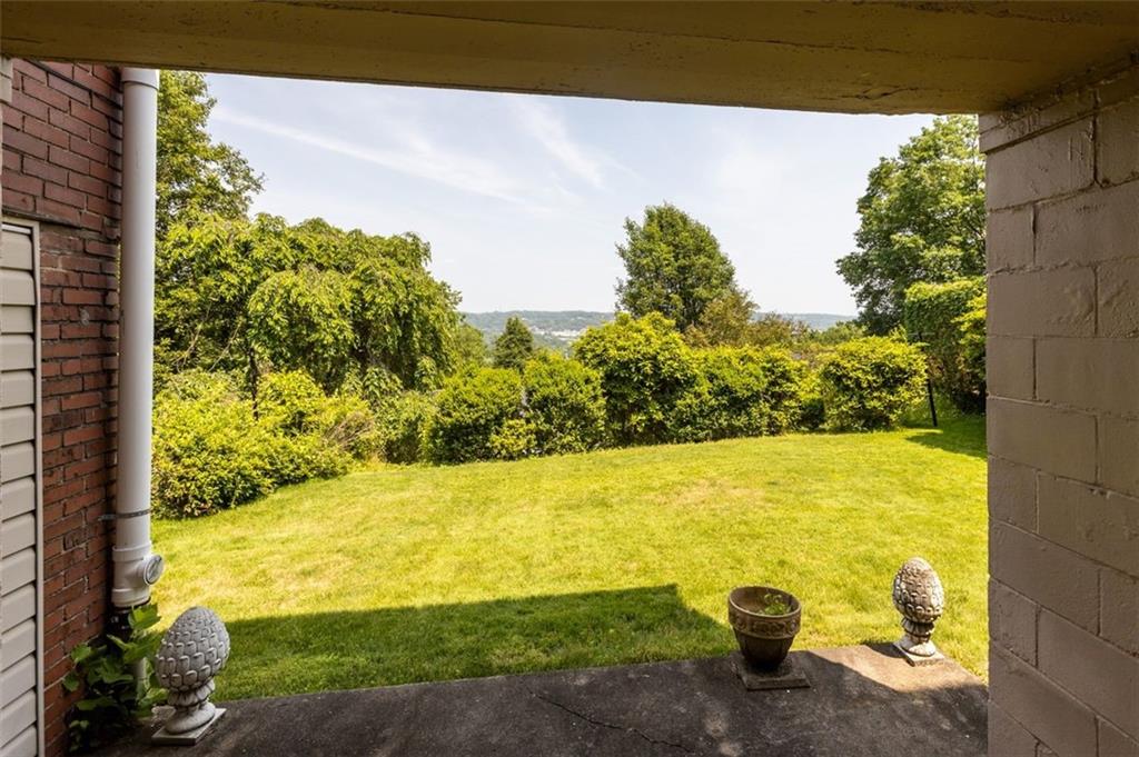 2727 Mt Royal Road Pittsburgh, PA 15217 - Photo 29 of 33 View of the lush yard from the back patio.